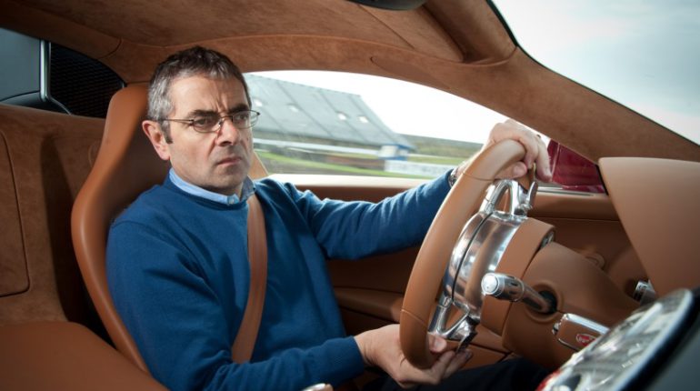 Mr Bean essaye la Bugatti Veyron