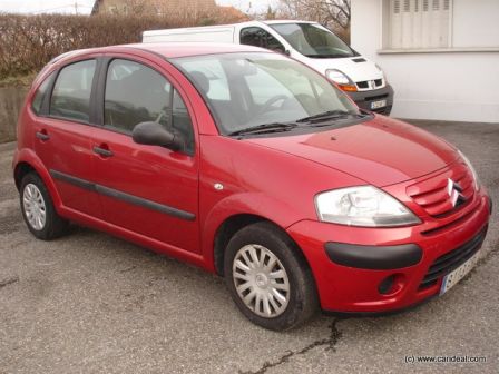 Voiture citadine occasion à 9000 €