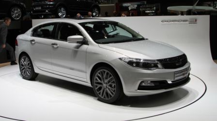 Nouvelle berline chinoise Qoros 3 très inspiré de la Renault Laguna