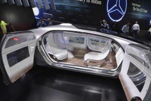 Concept car de voiture autonome Mercedes F015 Luxury in Motion