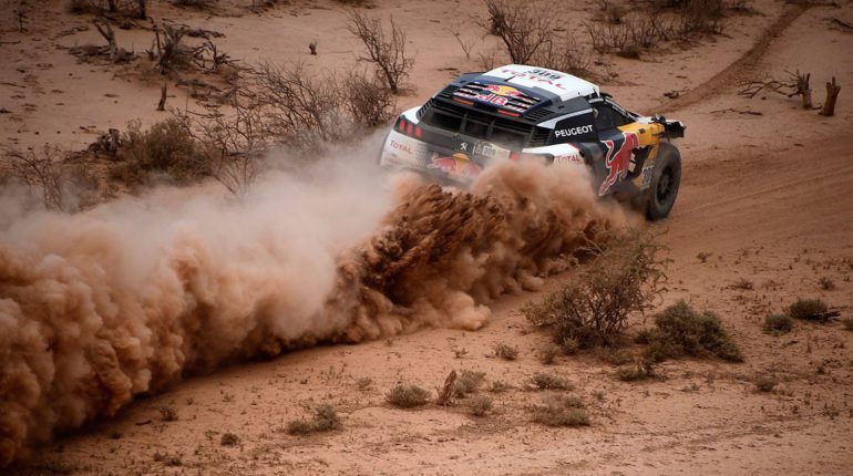 Stéphane Peterhansel remporte le Dakar 2017 devant son coéquipier Sebastien Loeb