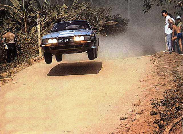 Citroën SM 569 YM 75 au Rallye du Bandama