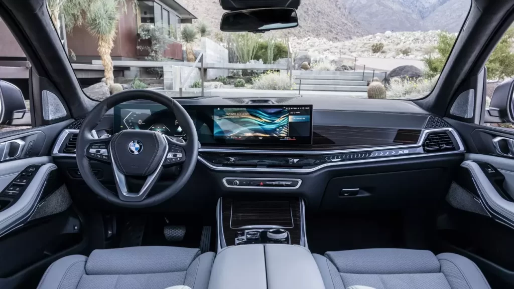 Intérieur du BMW X5 xDrive50e 2023