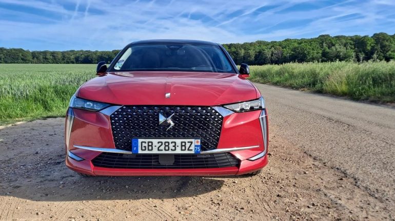Essai à long terme de laDS 4 E-Tense 225