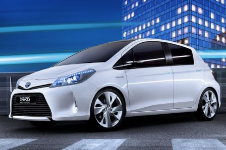 -yaris-hybride-carideal.jpg