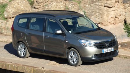 Dacia-Lodgy-carideal-mandataire-automobile-1.jpg