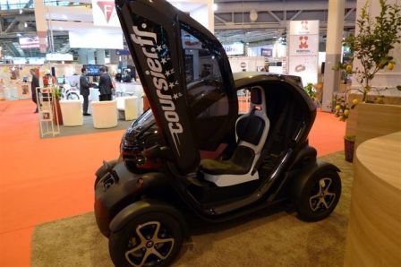 Coursier fr s'équipe de Renault Twizy