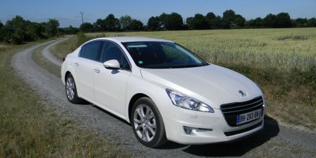 Voiture familiale d'occasion Peugeot 508 2.0 HDI 140 Active 2011 22000 km 18500 €