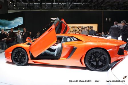 lamborghini_aventador_carideal.JPG