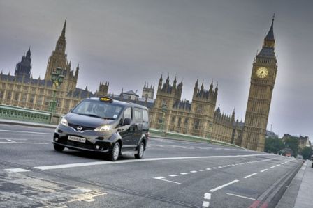 nissan-nv200-londres-taxi-2012-carideal.jpg