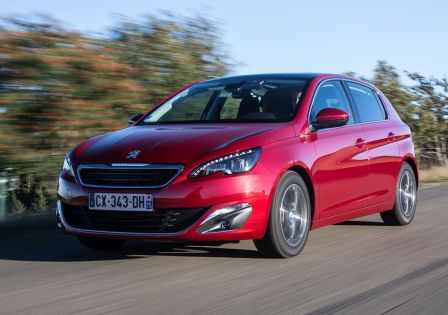 Peugeot 308 VS Volkswagen Golf 7