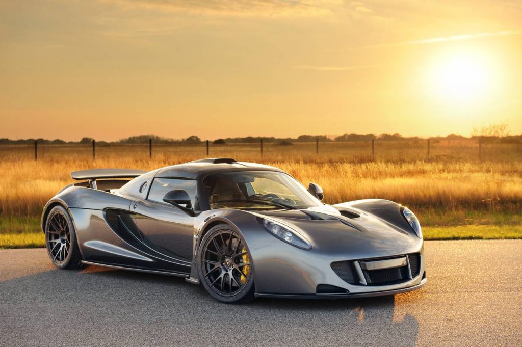 Hennessey Venom GT passe au banc