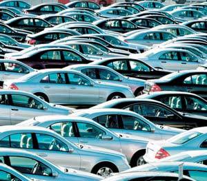 Les immatriculations de voitures neuves baissent encore pour le deuxième mois consécutif