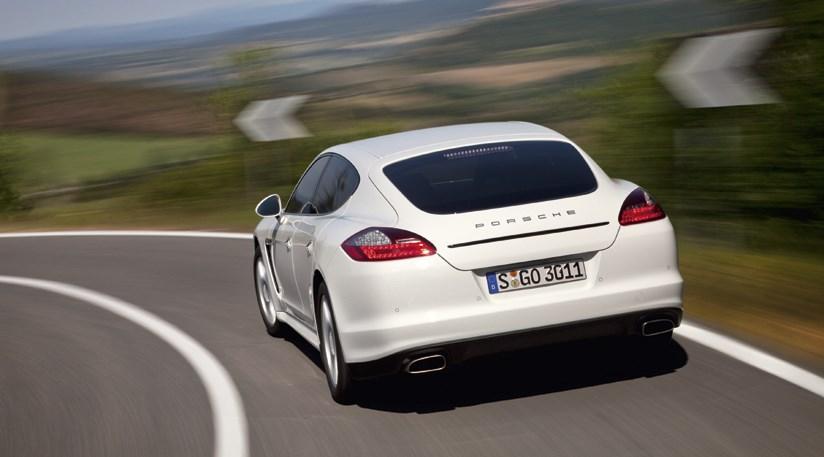 Porsche Panamera Diesel 2011