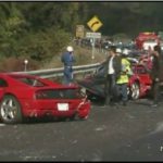 Accident de voiture Carambolage de Ferrari sur l'autoroute au Japon