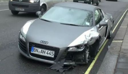 Accident de voiture Audi R8 Chrome à Londre