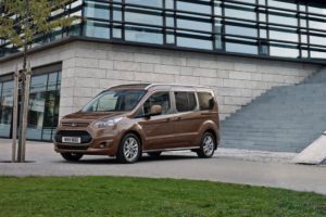 Nouveau Ford Tourneo Connect 2013-6