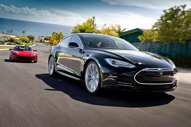 Tesla veut la plus grosse usine de batteries