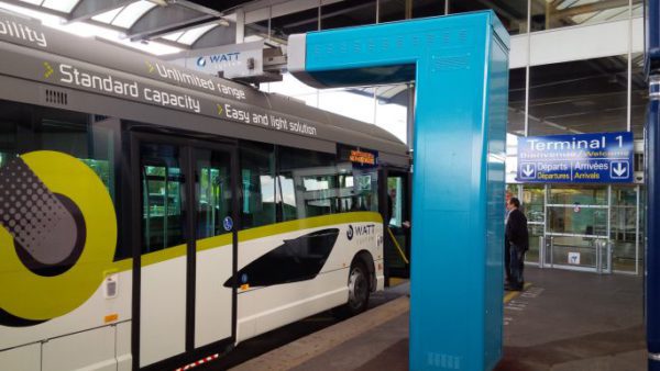 Le système de biberonnage par super condensateurs est en test de longue durée à l'aéroport de Nice.