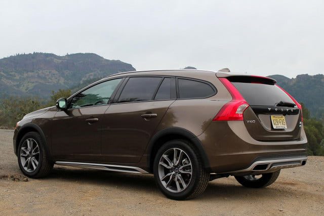 Volvo V60 Cross Country 2015