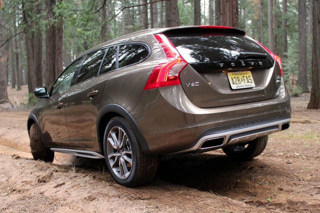 Volvo V60 Cross Country 2015