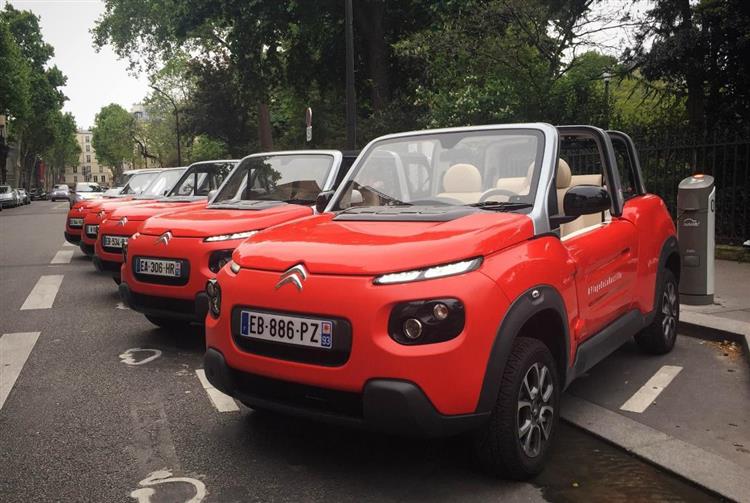 Citroen E-Mehari à La plage