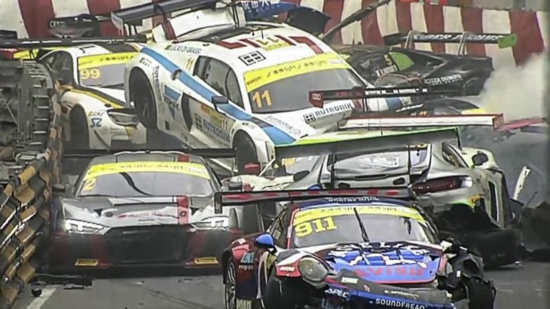 Macau Fia GT GP accident (c) FIA